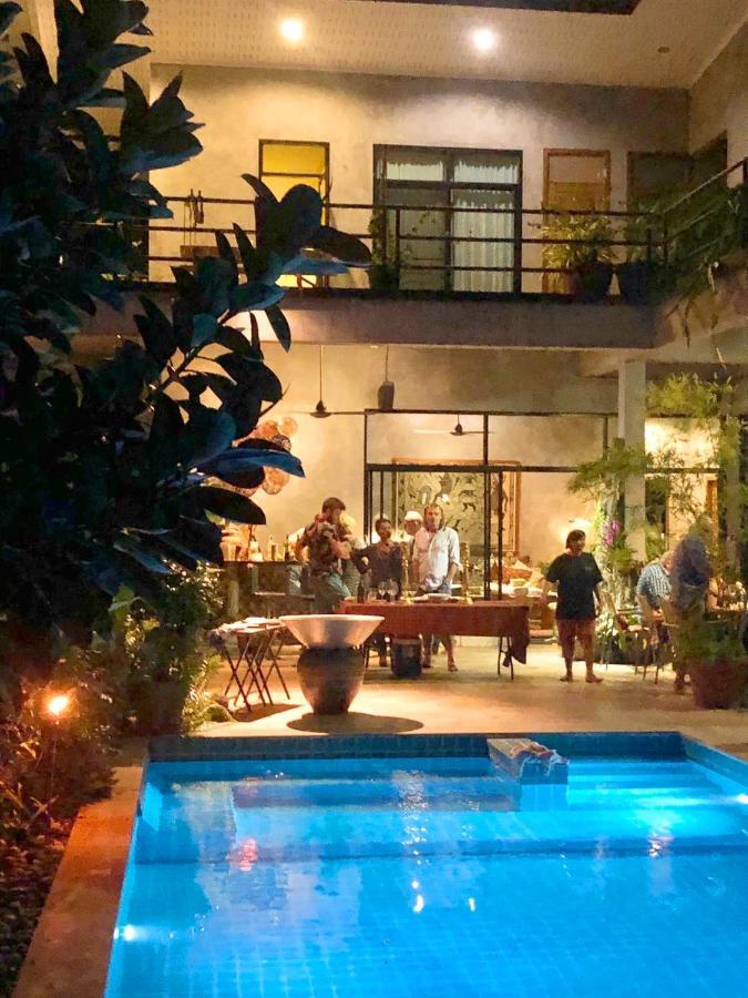Elsie Evans Art Retreat Rayong Exterior foto